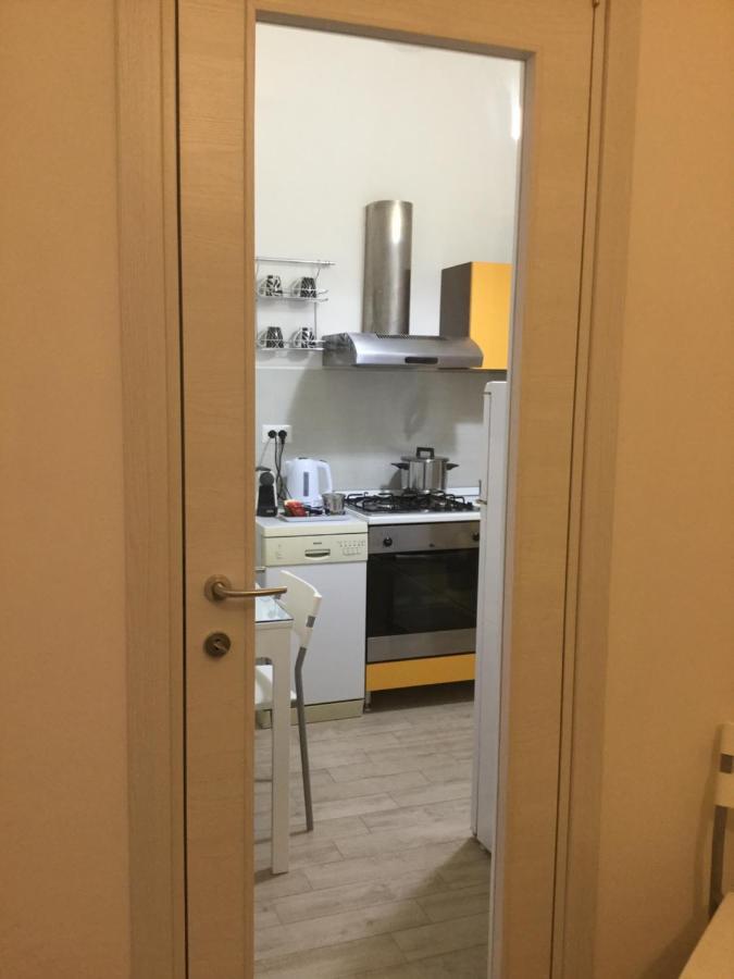 Casa Vittoria - A Pochi Passi Da Porta Romana Lägenhet Siena Exteriör bild